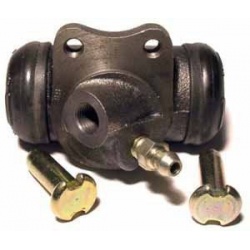 wielremcilinder_rechts_voorzijde_007